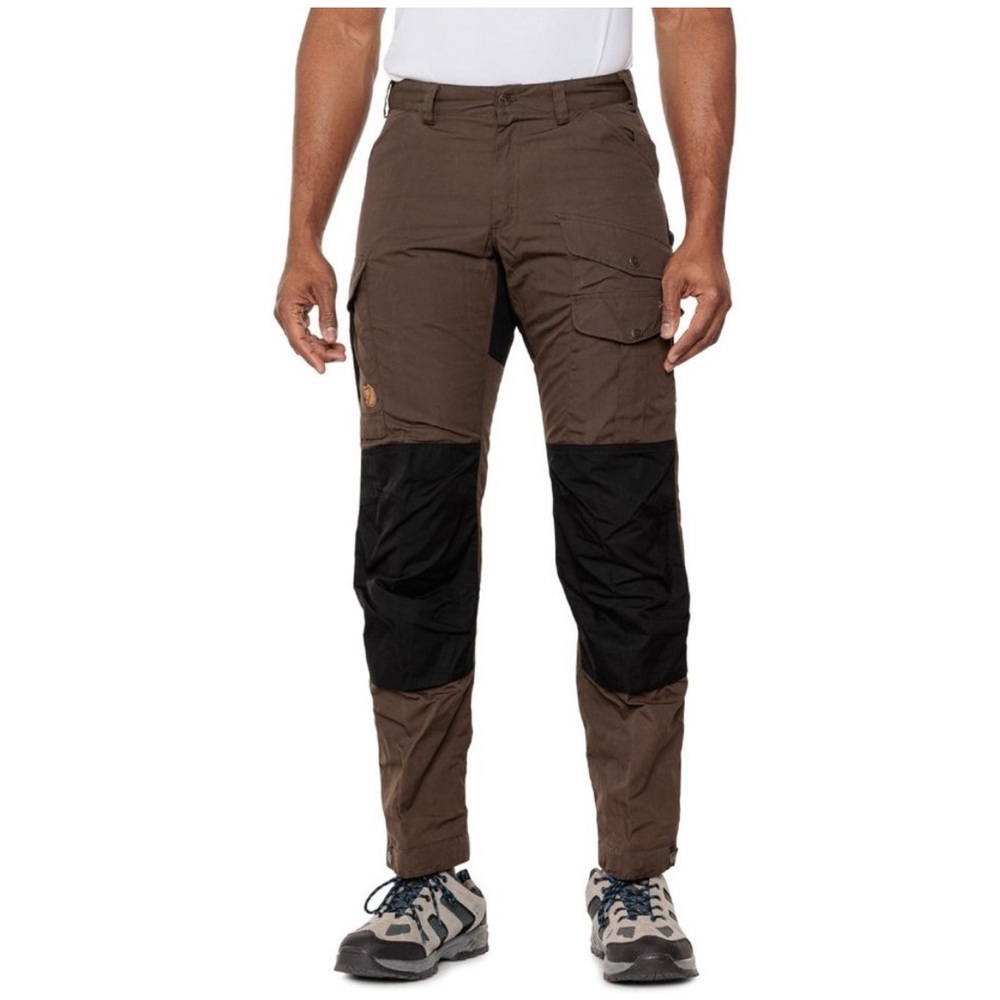 Fjallraven Men's Cargo Pants in Brown and Black